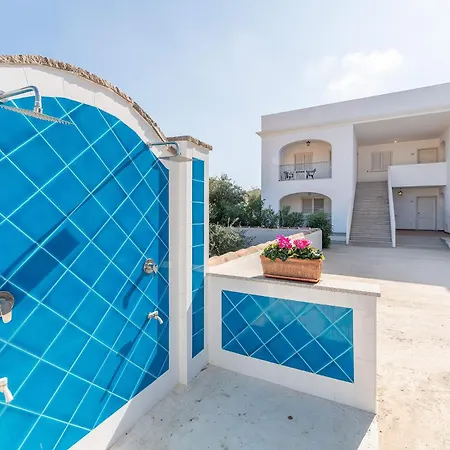 Superb Leresidenze Del Golfo Di 1 Bedapt B5 *
