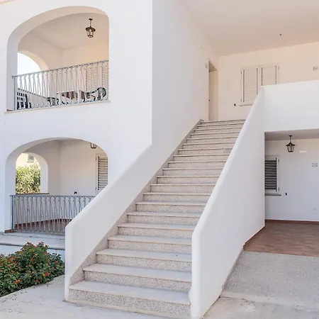Superb Leresidenze Del Golfo Di 1 Bedapt B5 アパート