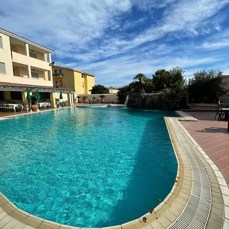 Superb Leresidenze Del Golfo Di 1 Bedapt B5 アパート *